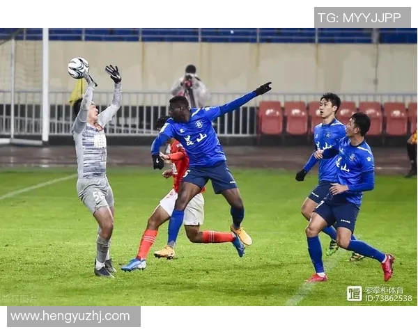 努涅斯在赛场上的精彩表现引发球迷热议与期待未来发展潜力分析