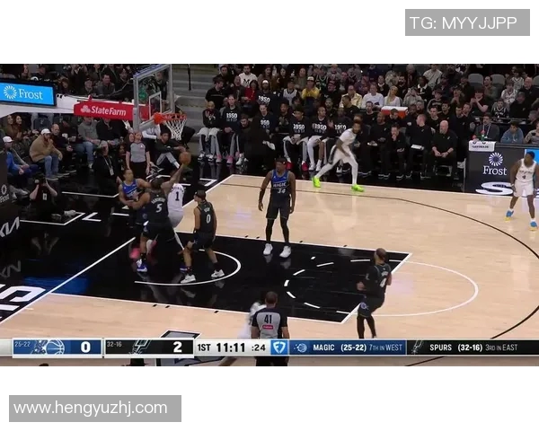 文班亚马首场比赛表现惊艳五次盖帽加隔扣字母哥引发热烈讨论